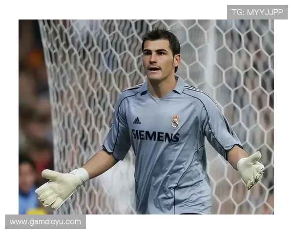 卡西利亚斯43岁生日快乐：西班牙门神的皇马与国家队辉煌