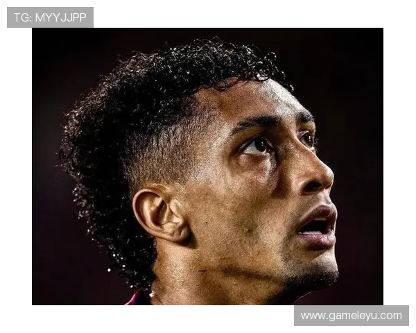 拉菲尼亚否认沙特转会传闻，专注巴萨未来