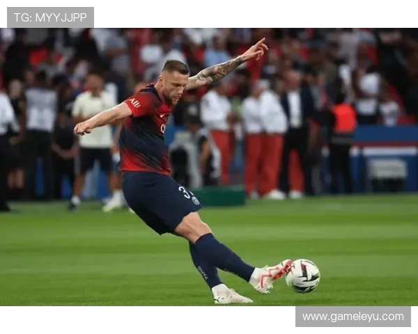 什克里尼亚尔展现防守优势，力保球队防线稳固